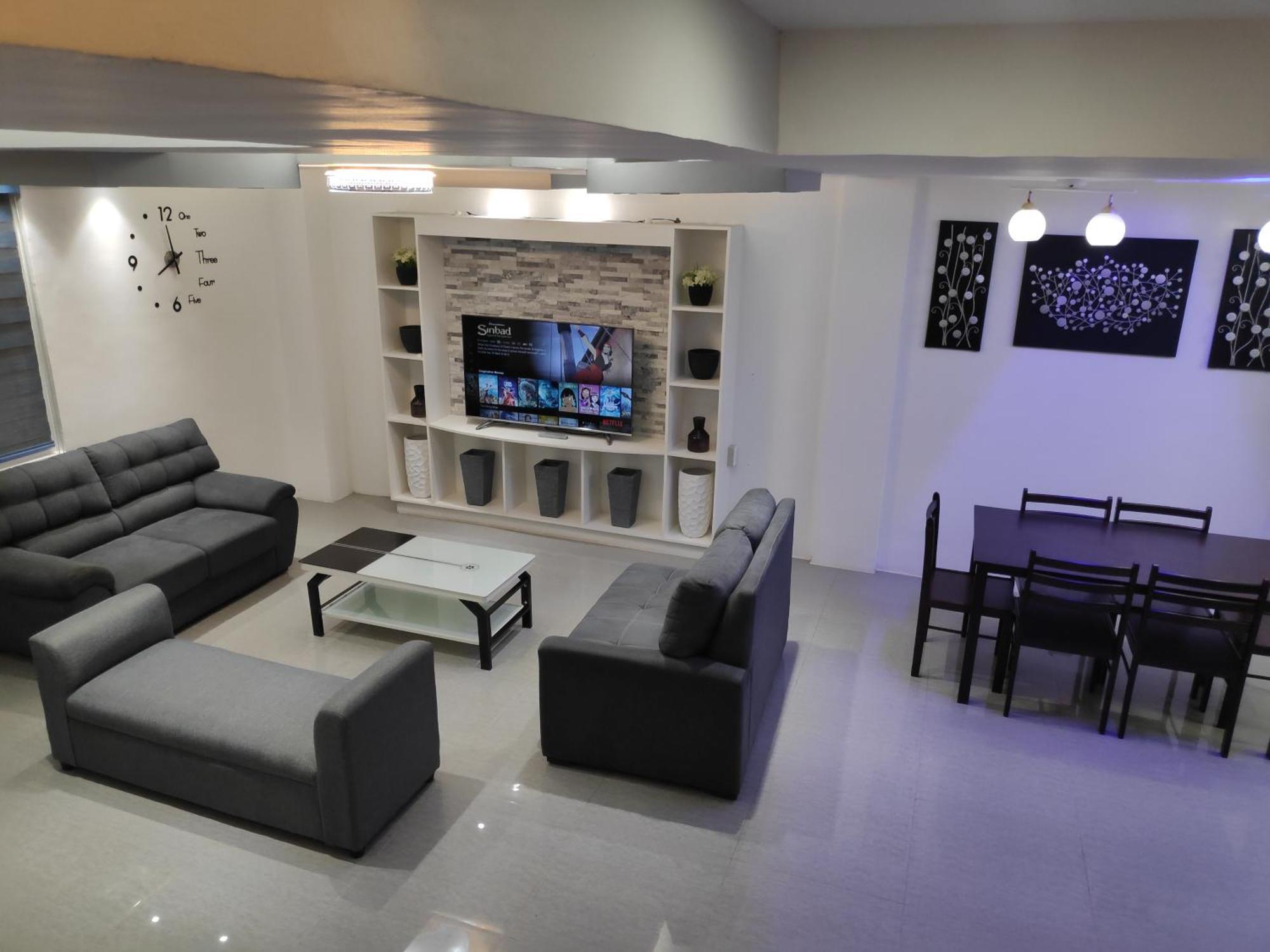 Tagaytay Staycation By Naya And Darla W Free Swimming Pool, Wifi & Netflix Tagaytay City Bagian luar foto
