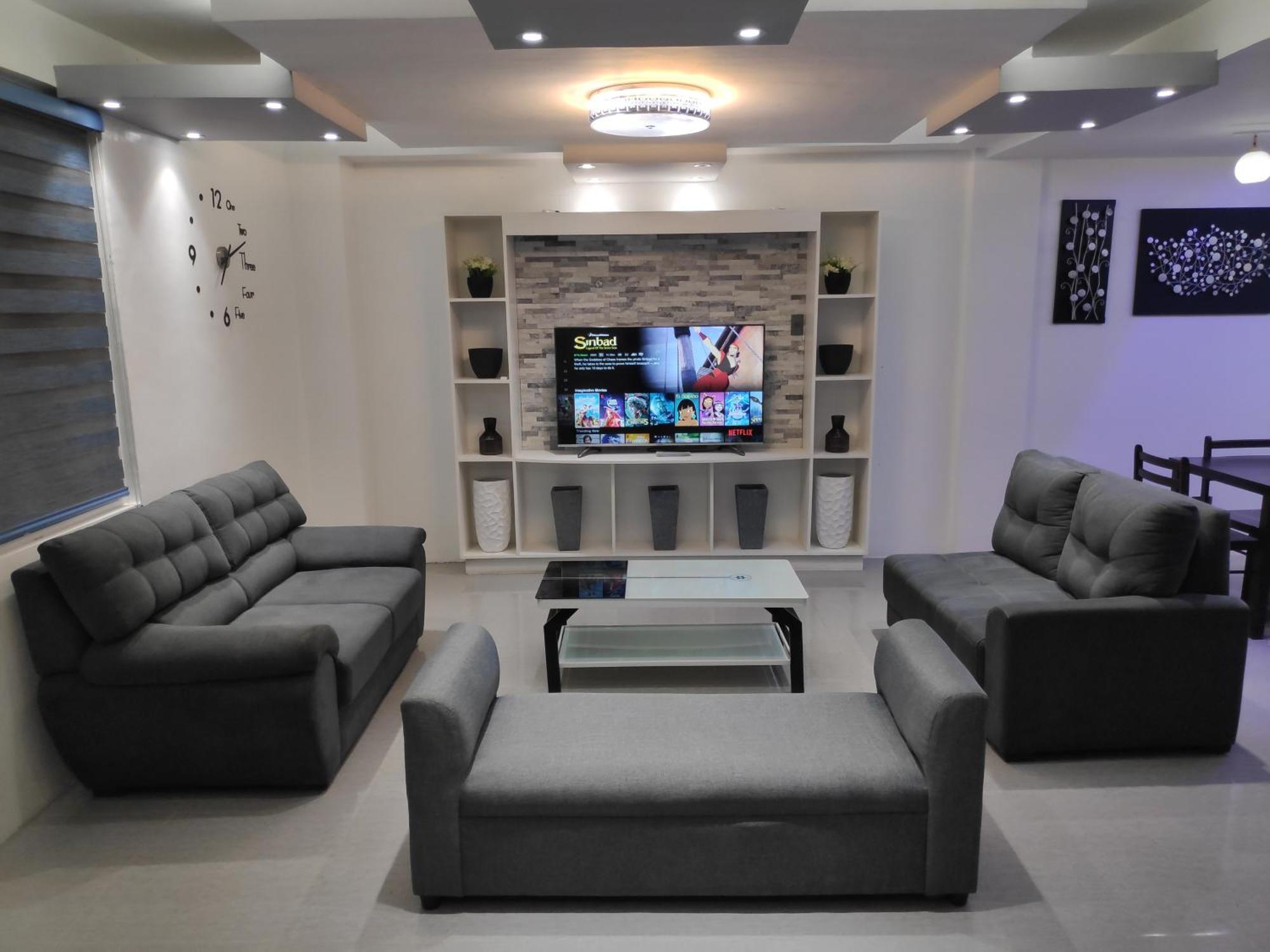 Tagaytay Staycation By Naya And Darla W Free Swimming Pool, Wifi & Netflix Tagaytay City Bagian luar foto