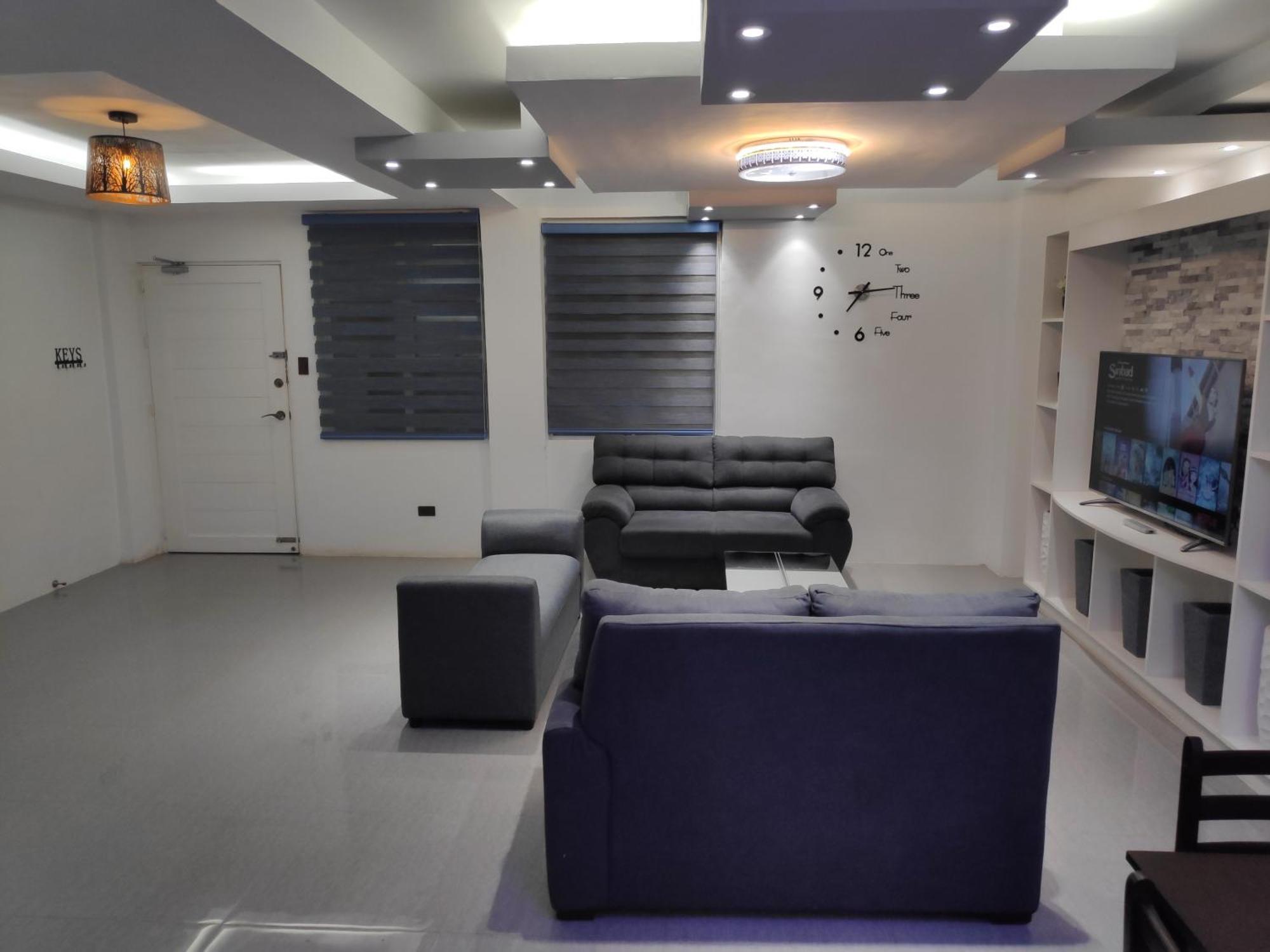 Tagaytay Staycation By Naya And Darla W Free Swimming Pool, Wifi & Netflix Tagaytay City Bagian luar foto