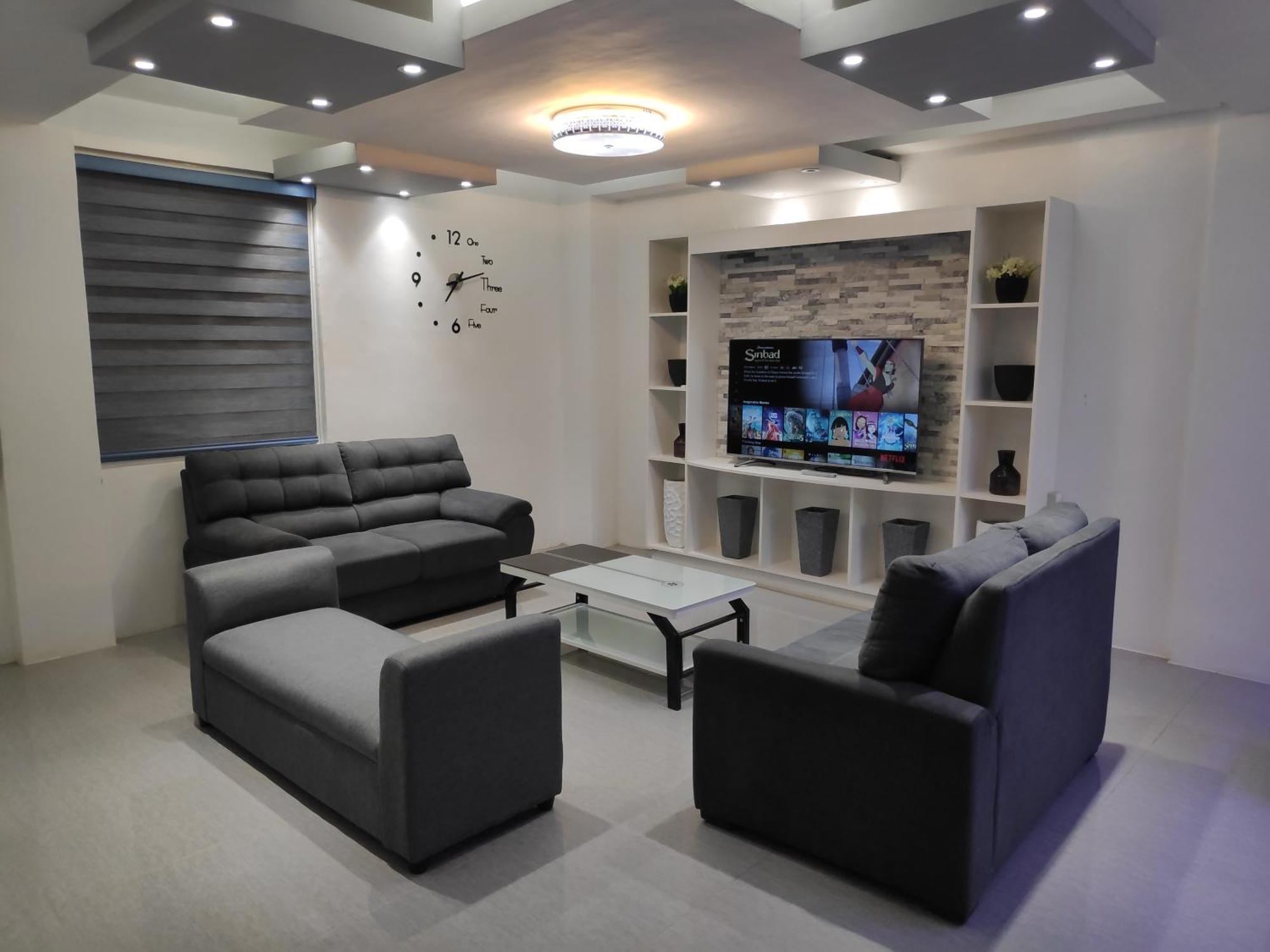 Tagaytay Staycation By Naya And Darla W Free Swimming Pool, Wifi & Netflix Tagaytay City Bagian luar foto