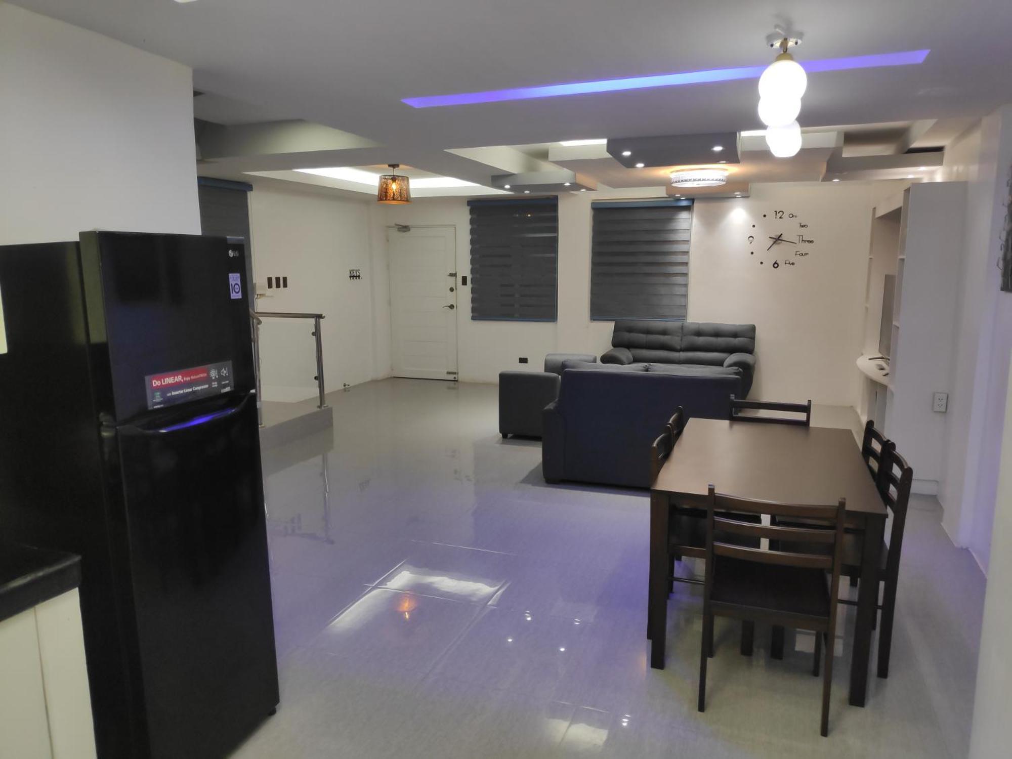 Tagaytay Staycation By Naya And Darla W Free Swimming Pool, Wifi & Netflix Tagaytay City Bagian luar foto