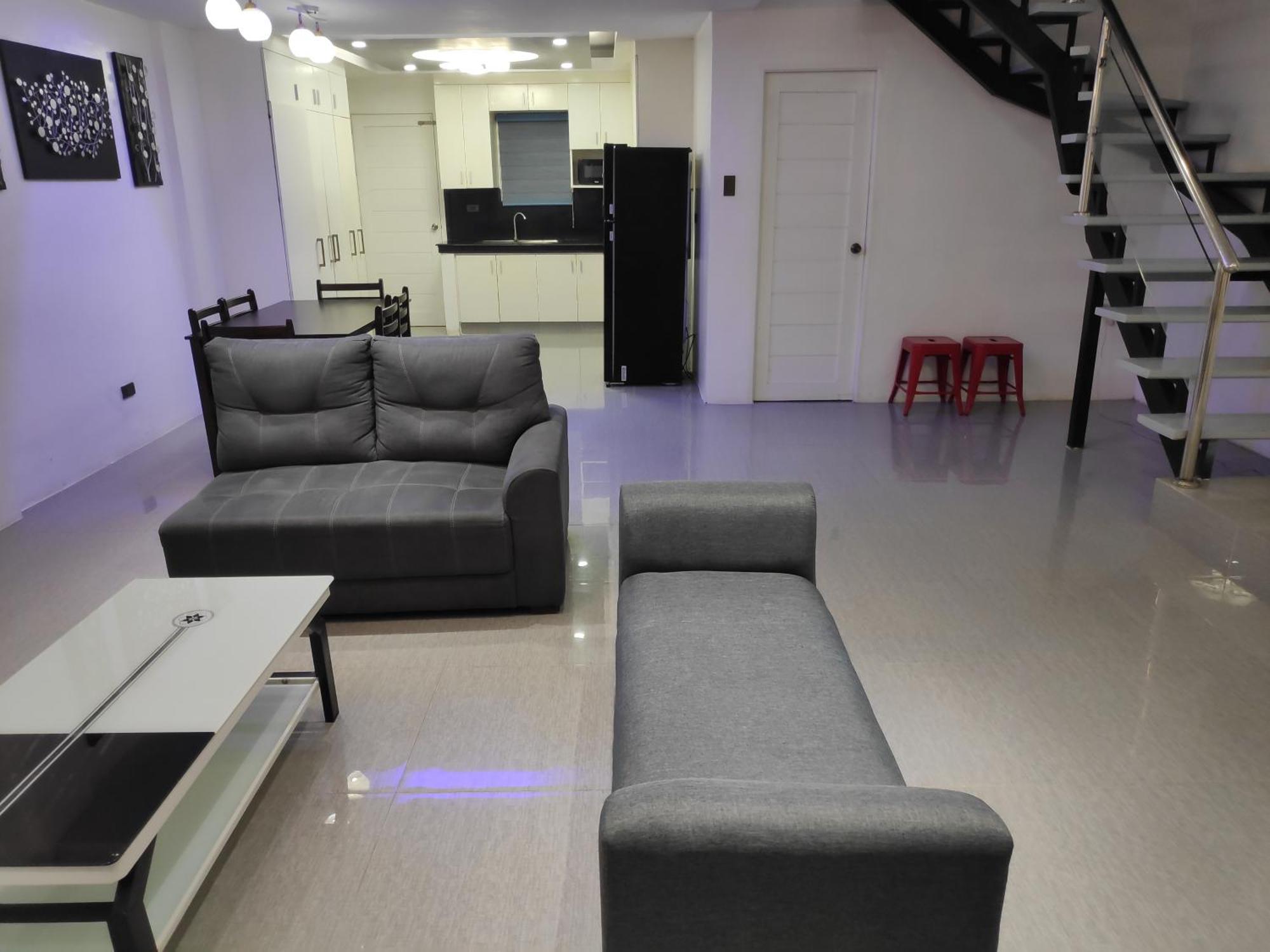 Tagaytay Staycation By Naya And Darla W Free Swimming Pool, Wifi & Netflix Tagaytay City Bagian luar foto