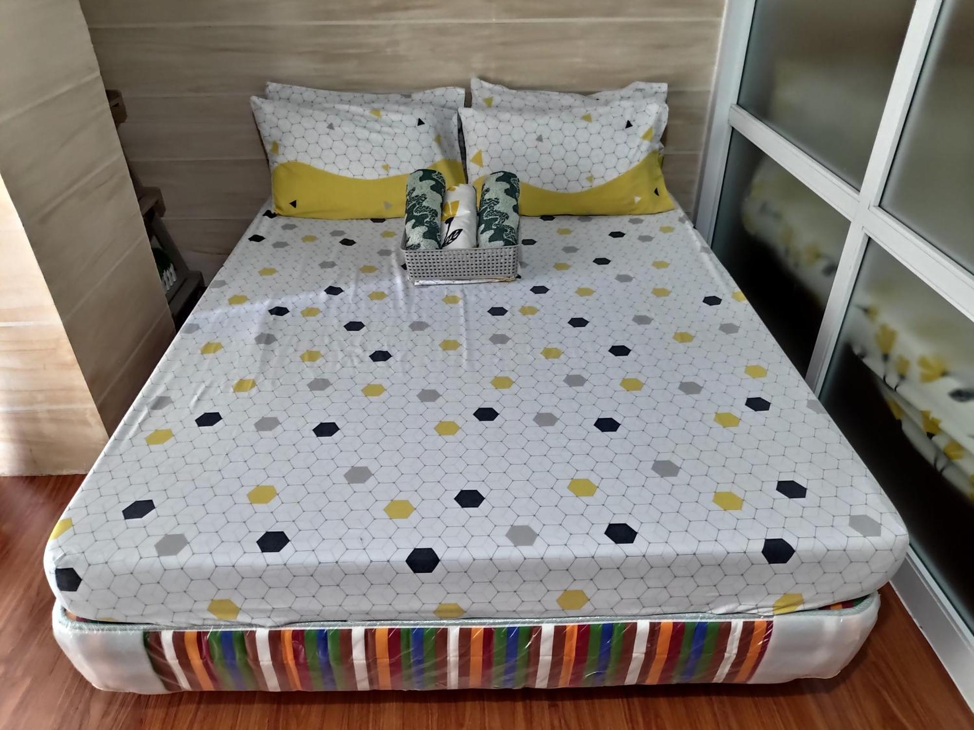 Tagaytay Staycation By Naya And Darla W Free Swimming Pool, Wifi & Netflix Tagaytay City Bagian luar foto