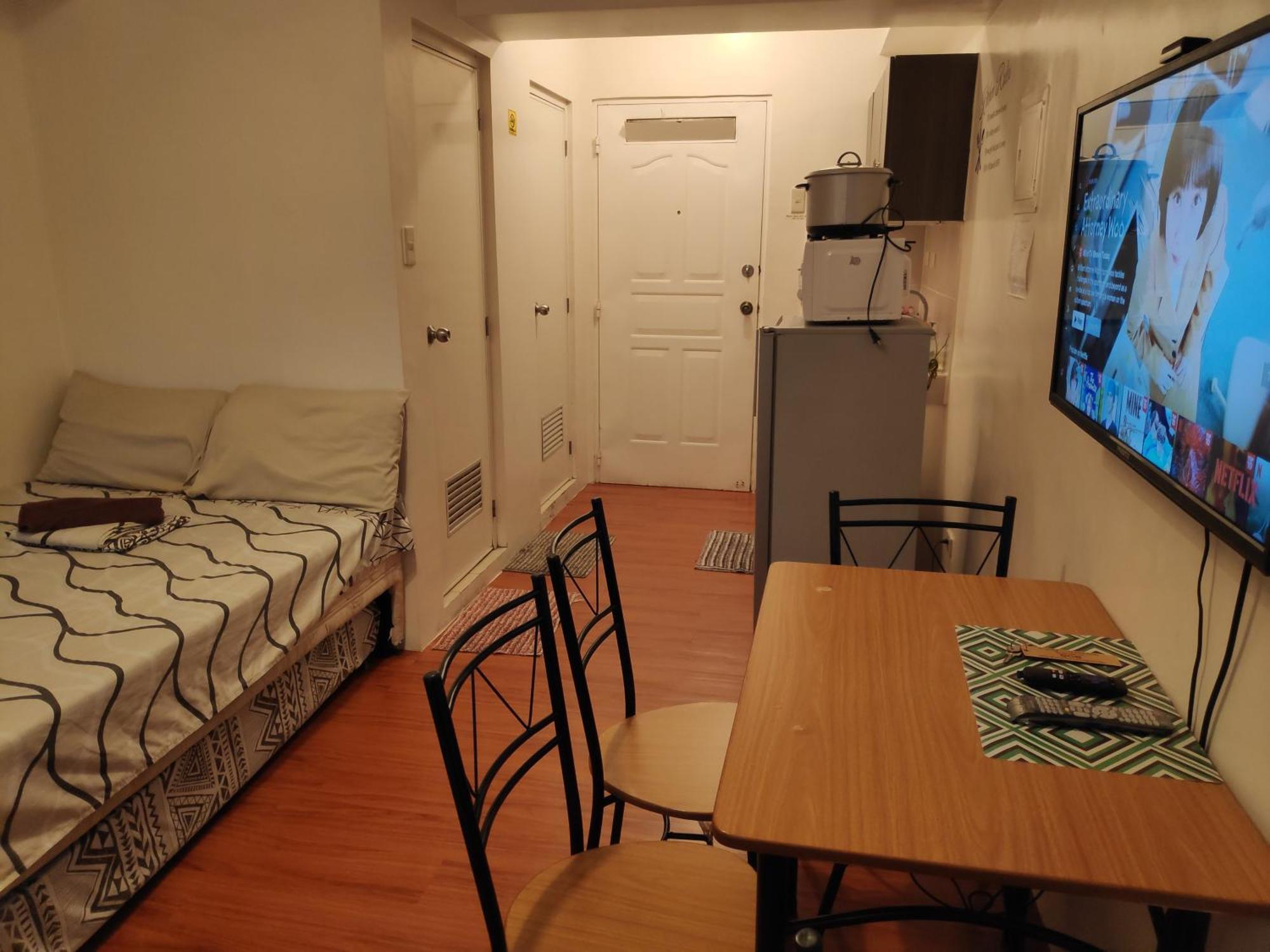 Tagaytay Staycation By Naya And Darla W Free Swimming Pool, Wifi & Netflix Tagaytay City Bagian luar foto