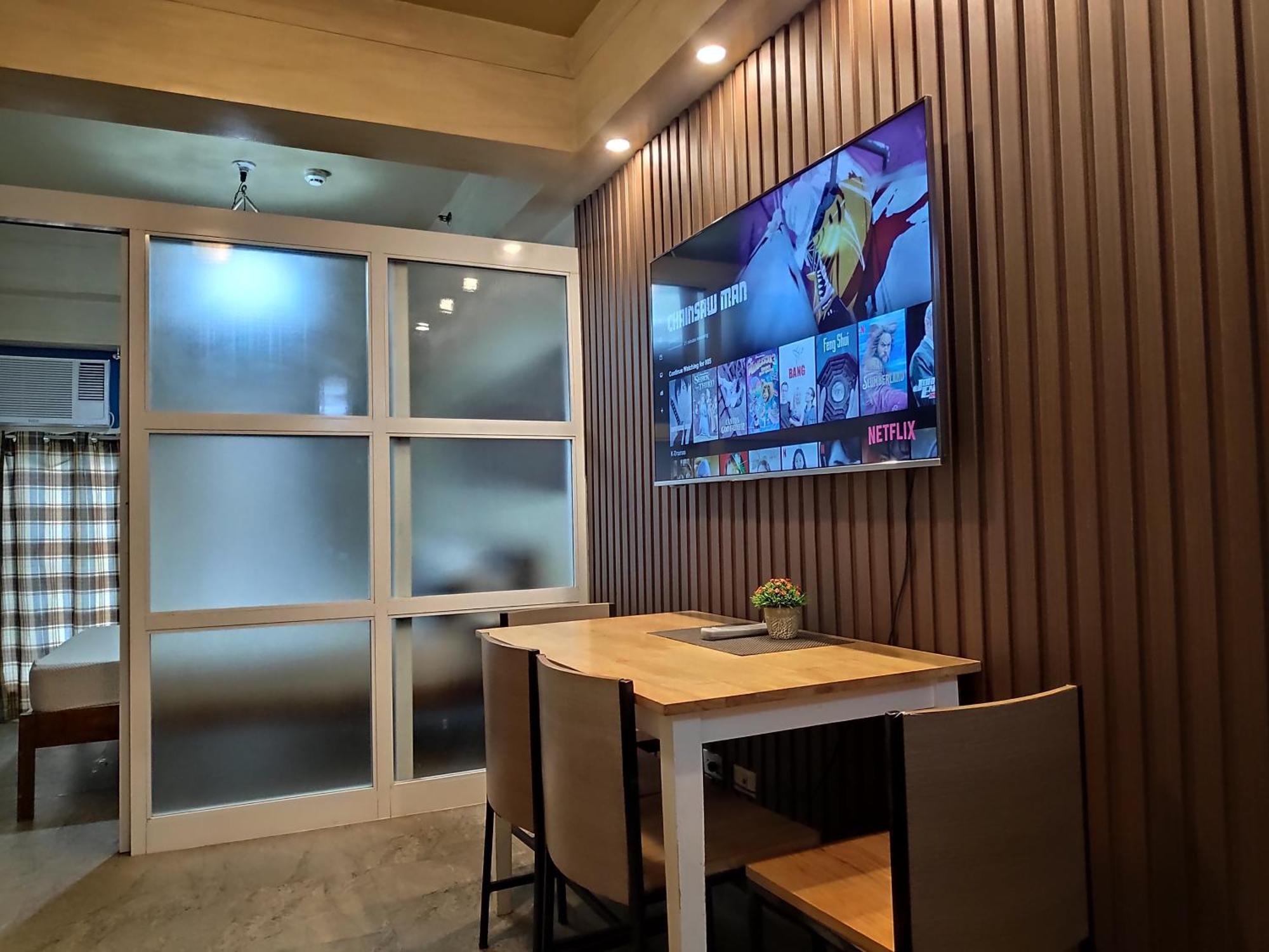 Tagaytay Staycation By Naya And Darla W Free Swimming Pool, Wifi & Netflix Tagaytay City Bagian luar foto